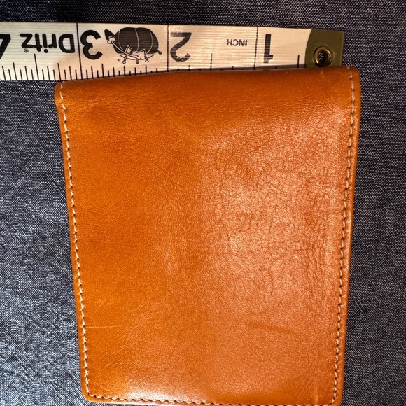 J. Peterman Baseball Glove Wallet - Tan and Pre-owned - Picture 8 of 9